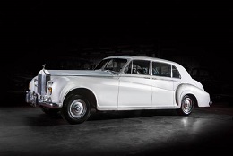  Mobil Rolls-Royce Elvis Presley akan Dilelang untuk Amal