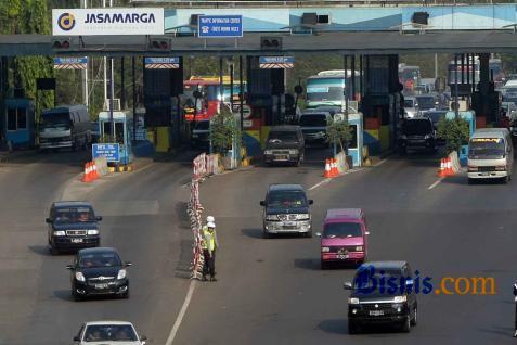  MUDIK LEBARAN 2014: Tol Jakarta-Cikampek Ubah Mekanisme Transaksi