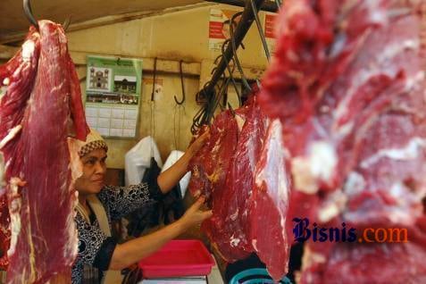  RAMADAN 2014: DKI Gelar Operasi Pasar 5 Ton Daging Sapi Murah