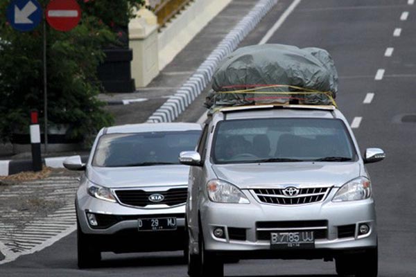  REPORTASE MUDIK LEBARAN 2014: Banyak Mobil Pick up Angkut Pemudik