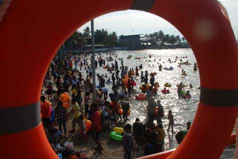  LIBUR LEBARAN: Ancol Tambah 39 Loket Masuk