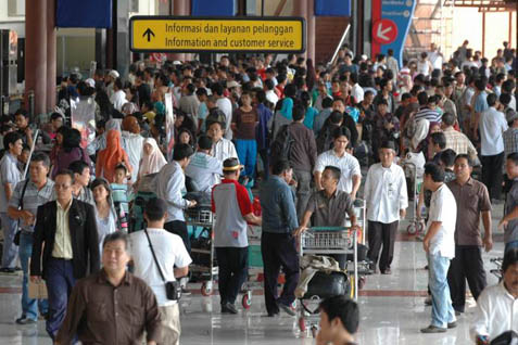  Puncak Arus Mudik Sudah Lewat, Bandara Soetta Ramai Lancar