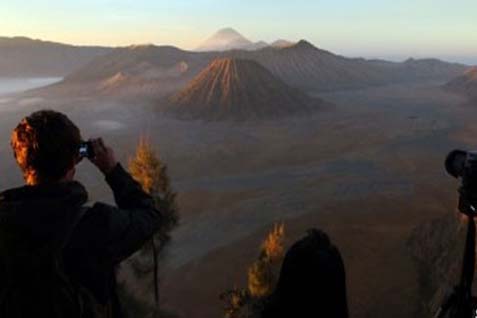  REPORTASE MUDIK LEBARAN 2014: Tips Mengatasi Kedinginan di Gunung Bromo
