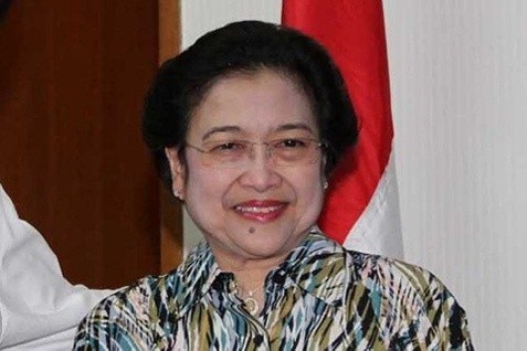  Alex Retraubun Puji Es Buah Megawati