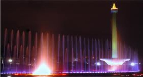  Kebersihan Monas, Kurang Mendapat Perhatian