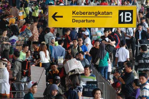  PUNCAK ARUS MUDIK: Kapan Bandara Soetta Penuh Sesak?