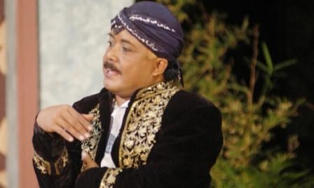  Almarhum Mamiek Srimulat Dimakamkan di Ngawi Jatim