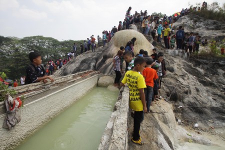  Wisata Murah Gunung Kapur Ciseeng Bogor