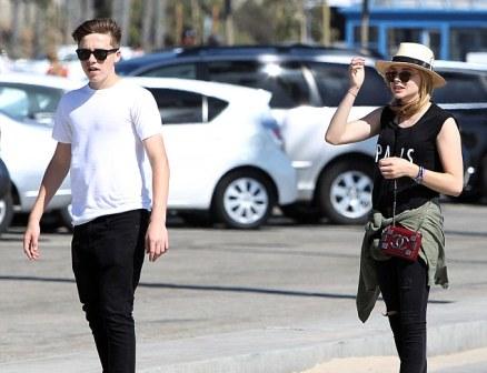  Brooklyn Beckham Pacari Aktris Hollywood Chloe Moretz