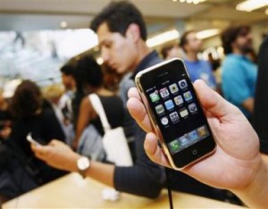  Terlalu Akrab Dengan Gadget, Perbesar Potensi Impotensi