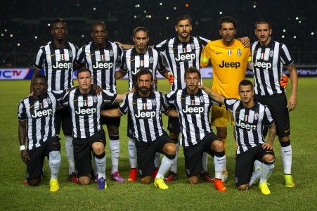  Galeri Foto Laga ISL All Star vs Juventus Yang Berakhir 1-8