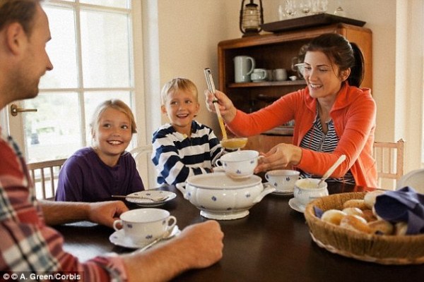  Makan Bersama Keluarga Pengaruhi Psikologi Anak