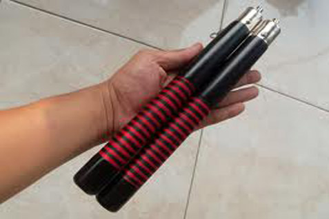  Kisah Sukses Deddy Produksi Nunchaku Ala Bruce Lee