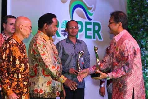  Semen Indonesia Sabet Penghargaan Global 2000 Awards