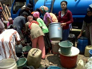  Ribuan Warga di Cileunyi Mulai Kesulitan Air Bersih