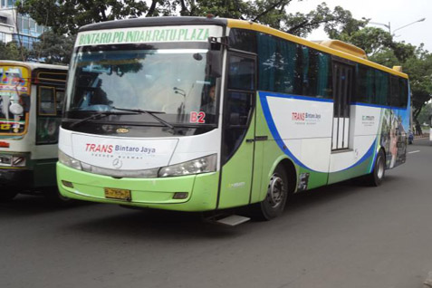  Lalu Lintas Macet Parah, Shuttle Bus Diserbu