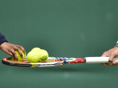  Renov Lapangan Tenis Pakuan Rp1,35 Miliar, Aher Dinilai Berlebihan