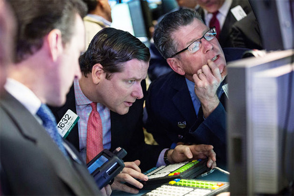  Bursa AS melemah/Bloomberg