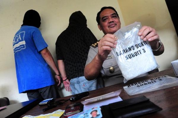  Oknum Polisi & TNI Terlibat Dalam Perdagangan Narkoba di Ternate