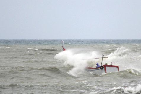  INFO CUACA: Waspadai Gelombang Setinggi 2,5 Meter di Maluku Utara