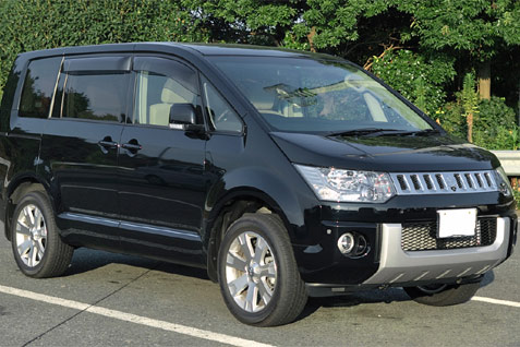  IIMS 2014: MPV Premium 4x4 Mitsubishi Delica D:5 Meluncur 18 Sept