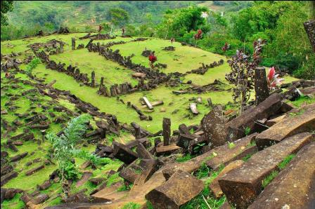  Koin Logam Yang Ditemukan di Gunung Padang Digunakan Untuk Ritual Sebelum Masehi