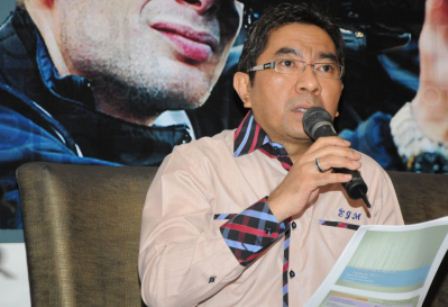  PELUNCURAN BUKU: Elvyn G. Masassya Tawarkan 60 Rahasia Menuju Sejahtera