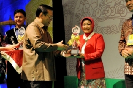  Cimahi Sabet 2 Penghargaan Sanitation Awards