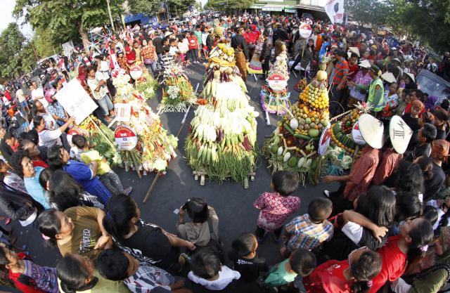  Semarak Kirab Budaya Mangkubumen