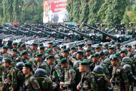  4 Personel TNI AD Dipukuli & Ditembak Oknum Brimob