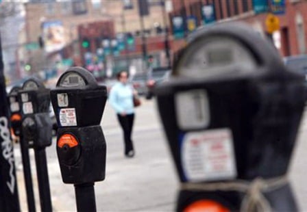  PARKING METER: Juru Parkir Di Jakarta Digaji Dua Kali UMP