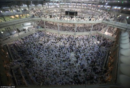  3.000 Jamaah Calon Haji Ditolak Masuk Mekkah
