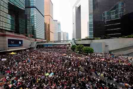  Demo Hong Kong: China Blokir Instagram