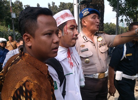  FPI RUSUH: Polisi Amankan Pelaku Aksi