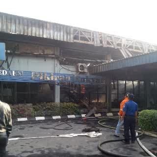  Kantornya Kebakaran, Redaksi Pikiran Rakyat Pindah Sementara ke Kantor Lama