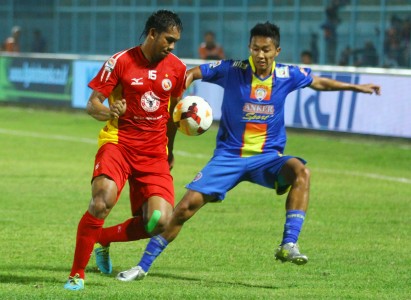  8 BESAR ISL 2014, Hasil Arema Vs Semen Padang, Samsul Arif 2 Gol, Skor Akhir 2-1