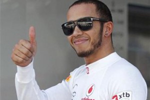  FORMULA 1: Lewis Hamilton Juara GP Jepang