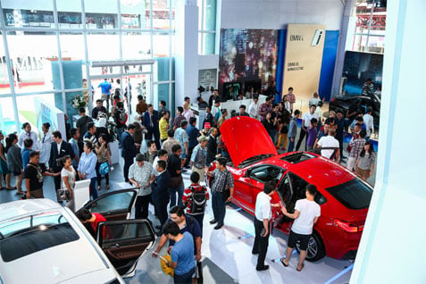  BMW Catat Penjualan 218 Unit di IIMS 2014, Seri 3 Paling Laris