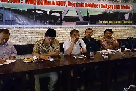  GERAKAN DEKRIT RAKYAT: Sikap Anggota DPR Memalukan