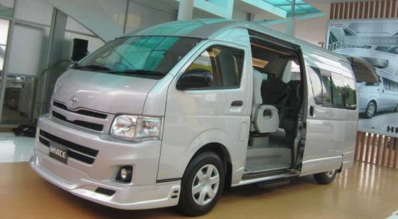  Toyota Hi Ace Diklaim Irit BBM Hingga 40%