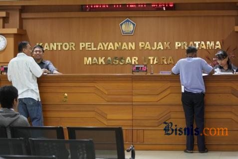 manakala industri nonmigas tumbuh subur maka setoran pajak ke negarapun akan positif. Sementara pada tahun ini pemerintah dalam hal ini Kementerian Perindustrian (Kemenperin) memproyeksikan industri cuma tumbuh di bawah 6%. /Bisnis.com