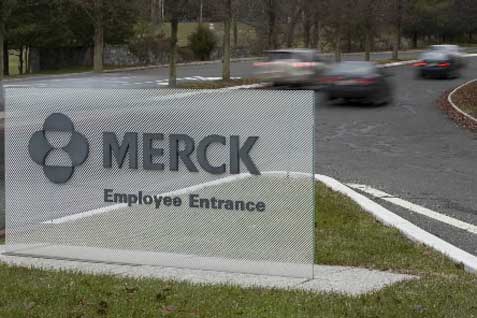  MUSIM KEMARAU: PT Merck Sharp &amp; Dohme Bantu Air Bersih Bagi Warga