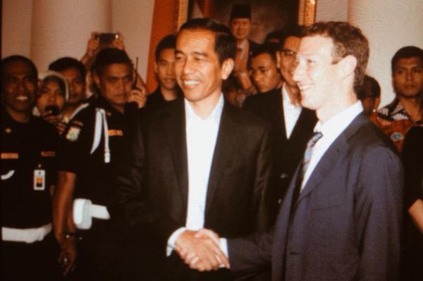  Mark Zuckerberg Datang, Balai Kota DKI Ricuh