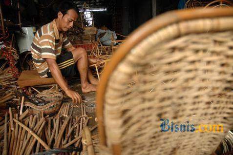  Jaga Warisan Nenek Moyang, Didi Sukses Produksi 4.000 Produk Rotan/Bulan