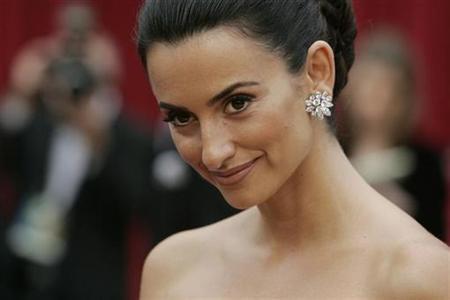  Penelope Cruz, Perempuan Paling Seksi 2014