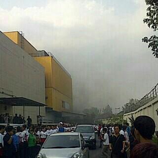  Pihak TSB: Tak Ada Korban Jiwa Dalam Kebakaran, Trans Studio Tetap Beroperasi