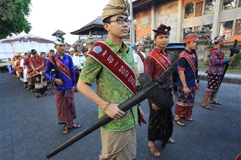  Ratusan Keris dan Kujang Dipamerkan di Museum Bali