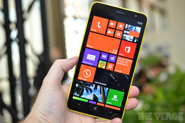  Besok, Lumia 930 Sudah Bisa Dipesan