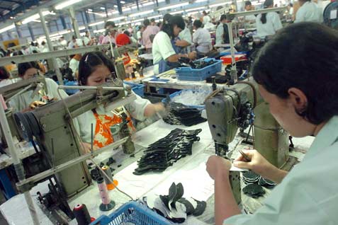  Investasi Tumbuh 16,8%, Tapi Penyerapan Tenaga Kerja Turun Drastis, Kenapa?