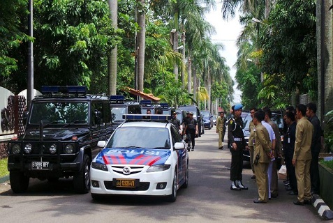  PELANTIKAN JOKOWI-JK: Rombongan Tiba di Gedung DPR/MPR Pukul 09.00 WIB